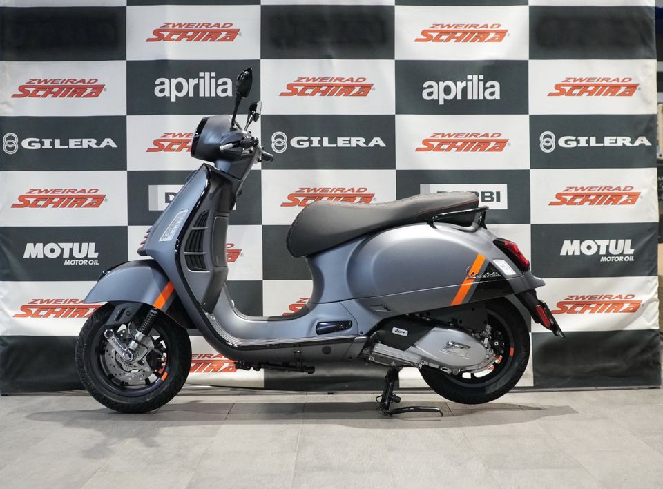 VESPA GTS SUPERSPORT 125 Neu in Kassel