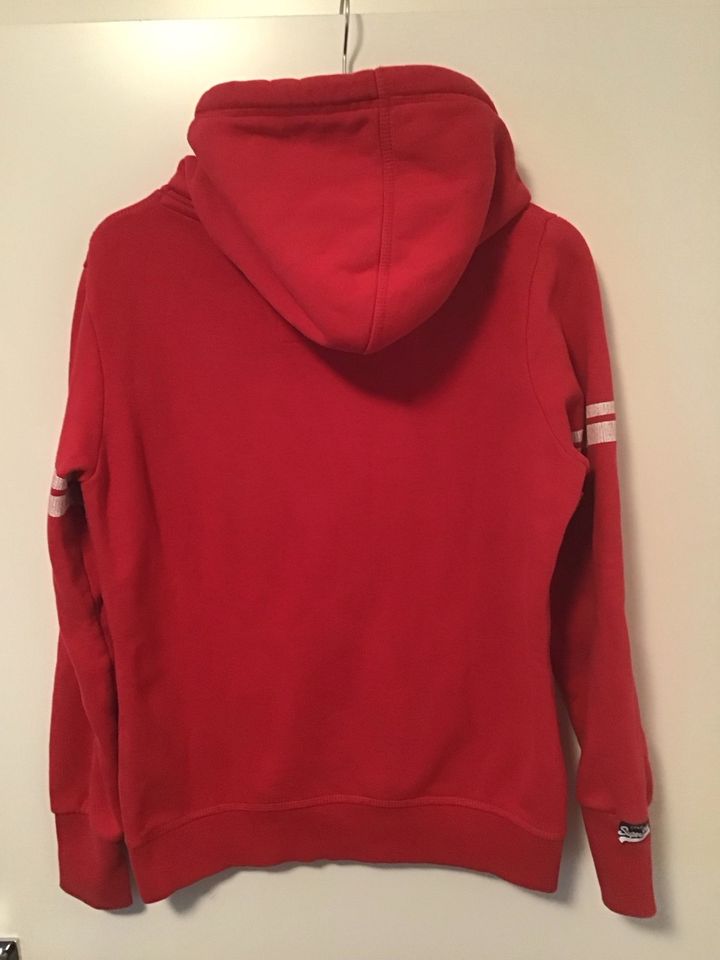 Superdry Hoodie in Attendorn