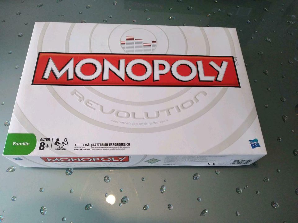 Monopoly  Revolution  banking in Germering