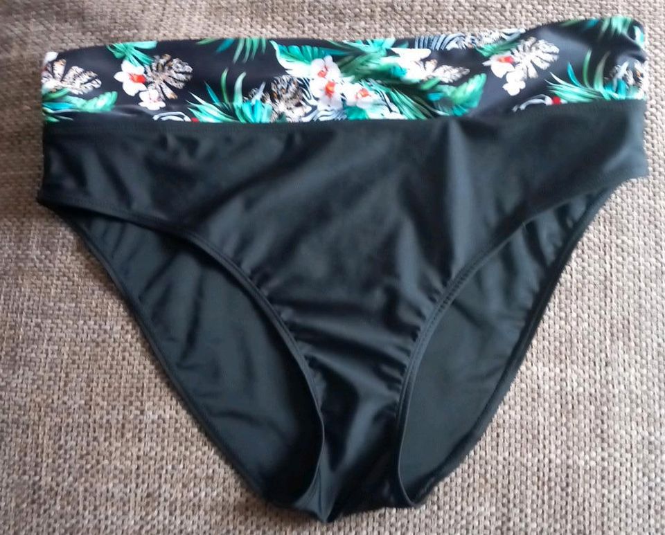 Bikinihose Badehose Badeshorts Gr. 48 neu in Gößnitz