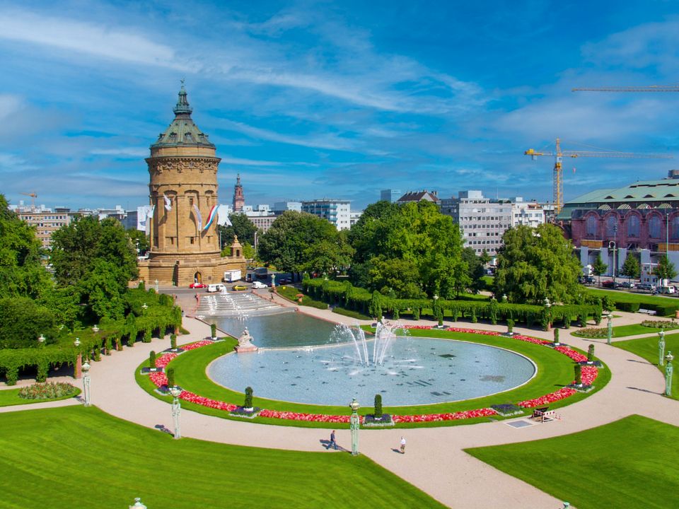 Toplage am Wasserturm! Arkadenwohnung im Stilaltbau mit Loggia und Blick auf den Wasserturm in Mannheim