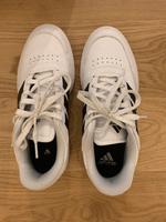 Adidas Turnschuhe Männer Gr. US 9 (EU 42 2/3) Bayern - Weißenhorn Vorschau