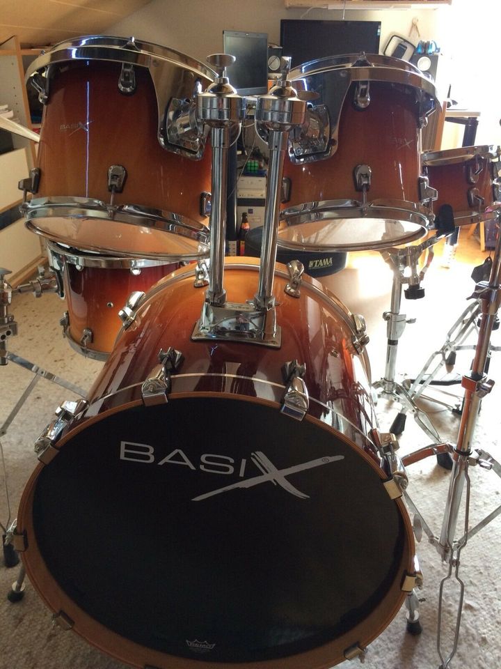 Schlagzeug Basix in Erkenbrechtsweiler