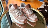 NEW BALANCE Rosé Gold Metallic Sneakers Laufschuhe 38 Düsseldorf - Hafen Vorschau