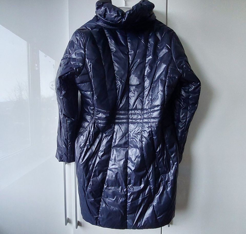 NEU - Damen Winterjacke Blau Gr. 46 mit Kapuze und Etikett | C&A in Gera