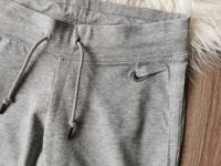 NIKE Jogginghose, Hose, Trainingshose, Gr. XS Gr.34 Bayern - Niederwinkling Vorschau