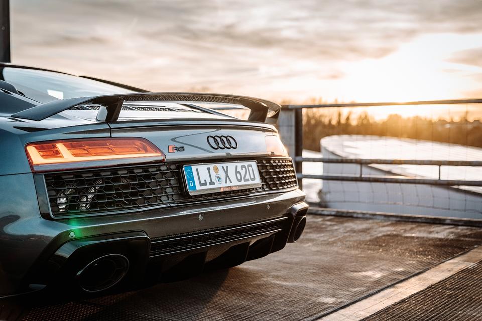 Audi R8 V10 mieten - Bodensee / Sportwagen mieten / Hochzeitsauto in Weißensberg
