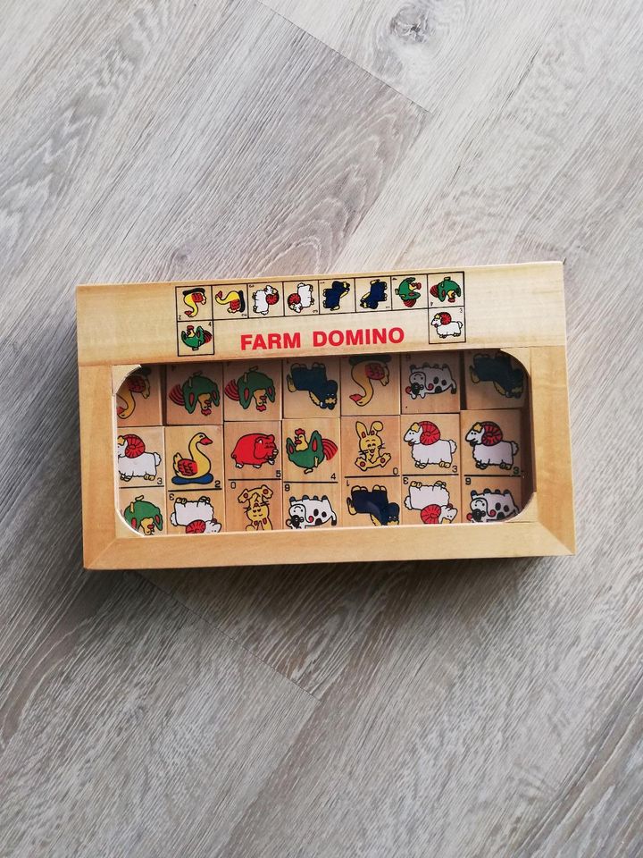 Kinder Farm Domino aus Holz. Neuwertig. in Lüneburg