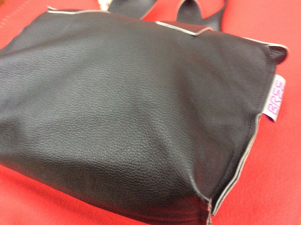 Bree Hanna Tasche Handtasche Leder schwarz klassisch rar in Bayern -  Alzenau | eBay Kleinanzeigen ist jetzt Kleinanzeigen