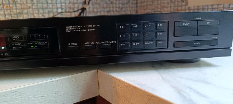 Denon AM-FM Stereo Tuner TU-550 in Dortmund