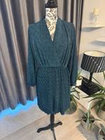 Kleid Falten Wickelkleid Petrol Farbe Größe M 38 40 Grün Blau Hessen - Offenbach Vorschau