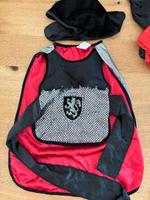 3 Kostüme Größe 104 (Ritter & Batman) Hessen - Darmstadt Vorschau