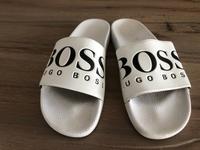 BOSS Badeschuhe / Badepantolette Baden-Württemberg - Ortenberg Vorschau