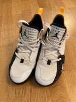 Nike Jordan in Größe 40,5 Hessen - Friedberg (Hessen) Vorschau
