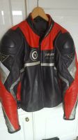 Dainese Lederkombi, 2-Teiler, TOP , schwarz/Rot, Größe 50 Kr. Passau - Passau Vorschau