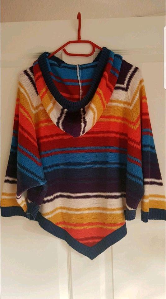 Poncho Pullover H&M Gr. M in Eggesin