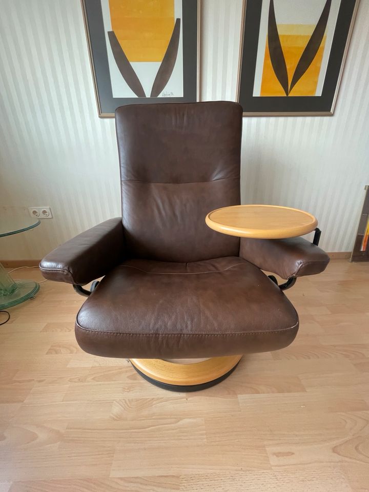 2 Ledersessel Stressless Ekornes + Fußhocker Top Zustand STK 270€ in Dortmund