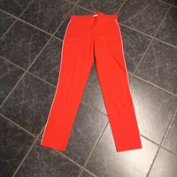 Rote Hose mit weißen Streifen an der Seite Gr.36/38 Stretch Kr. München - Aschheim Vorschau