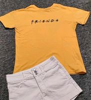 T-Shirt *Friends* Gr. XS / 158-164 Brandenburg - Cottbus Vorschau