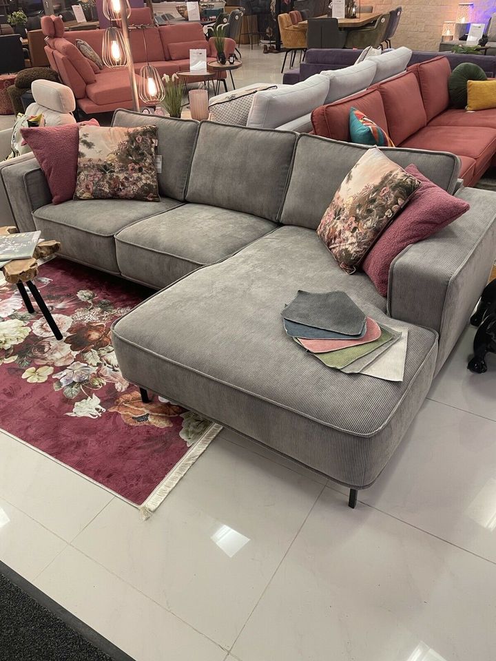 Ecksofa Akron - Feincord Taupe - 256x154 cm in Bocholt