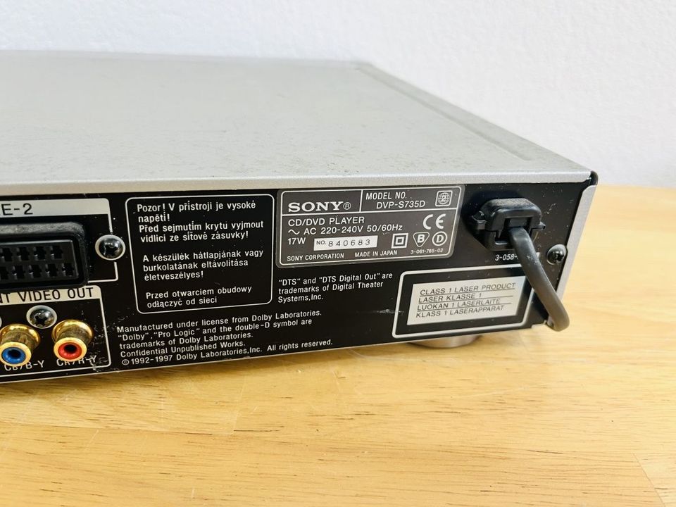 SONY CD/DVD PLAYER DVP-S735D in Dresden