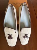 TOD‘S LOAFER GR 38 LEINEN LEDER BEIGE BRAUN TOP Düsseldorf - Oberkassel Vorschau