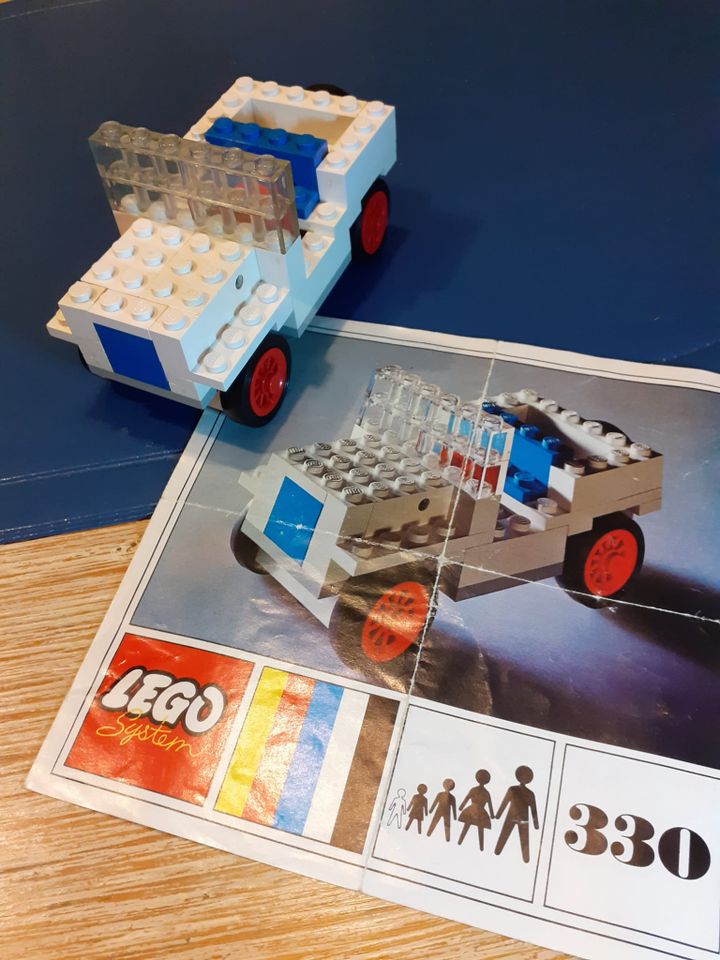 Rarität aus 1968 LEGO Set 330 Jeep 65 Teile in Hamburg