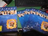 TV Serie - Friends - 1. Staffel - 3 DVD ( Jennifer Aniston ) Nordrhein-Westfalen - Velbert Vorschau