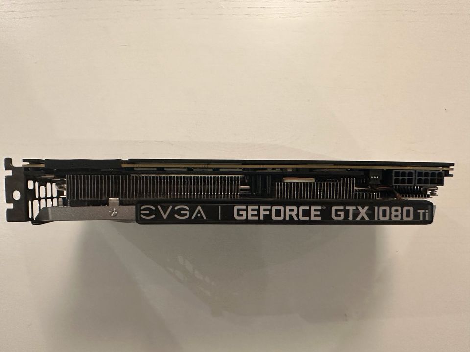 GeForce GTX 1080 TI EVGA in Brühl
