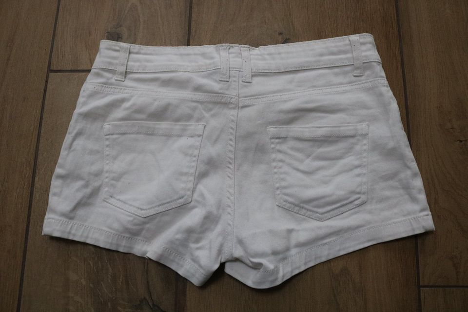 Esmara Jeans-Shorts Gr. 36, weiß, Hotpants, kurze Hose in Schleiz