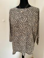 Shirt Leomuster von Only Größe L - oversized Größe S/M Hessen - Lich Vorschau