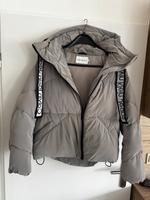 Calvin Klein Winterjacke Niedersachsen - Westoverledingen Vorschau