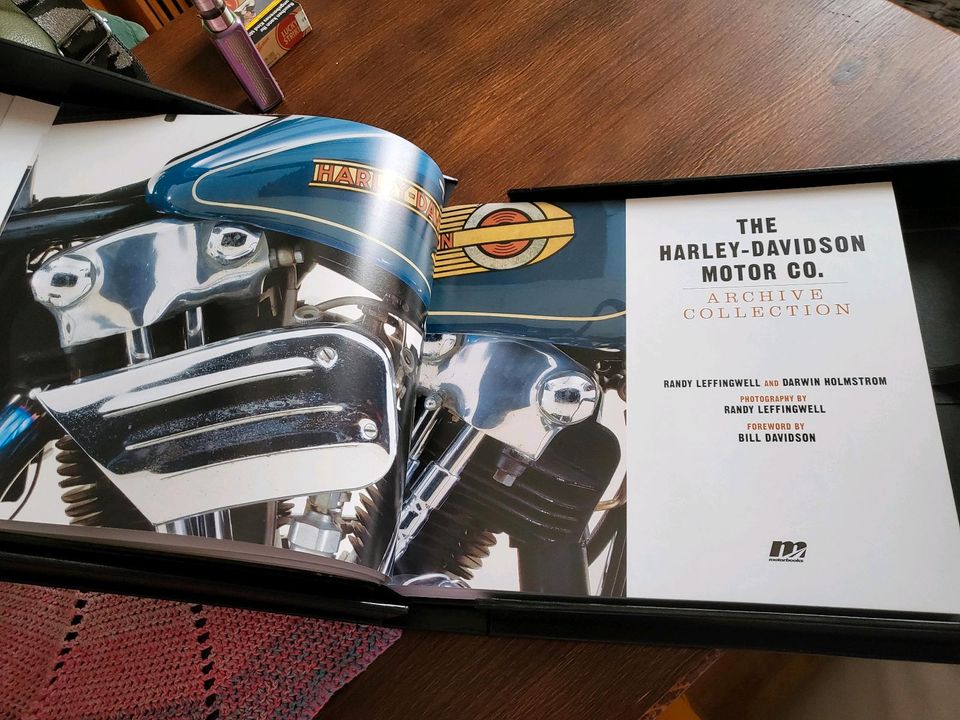 Harley Davidson Buch in Großostheim