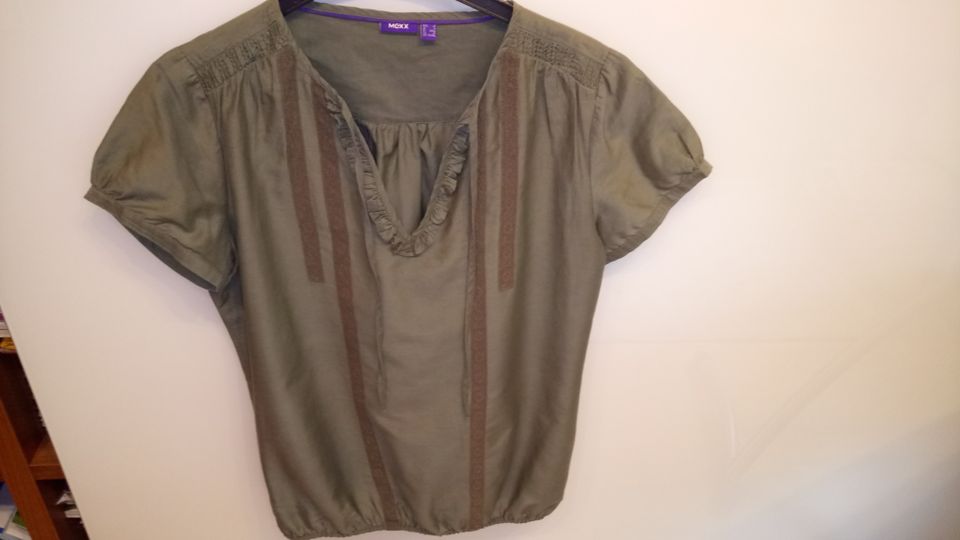 Bluse von Mexx, Gr. 40, oliv/ petrol, neuwertig in Ortenburg