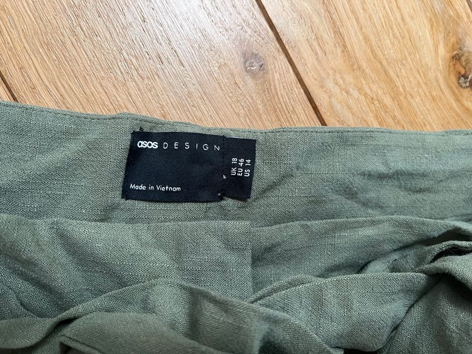 Asos Design Shorts Khaki Leinen 46 neu in Taunusstein