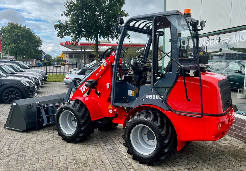 Toyo 841 2t Hubkraft Kubota Motor RFK LED STVZO in Bad Zwischenahn