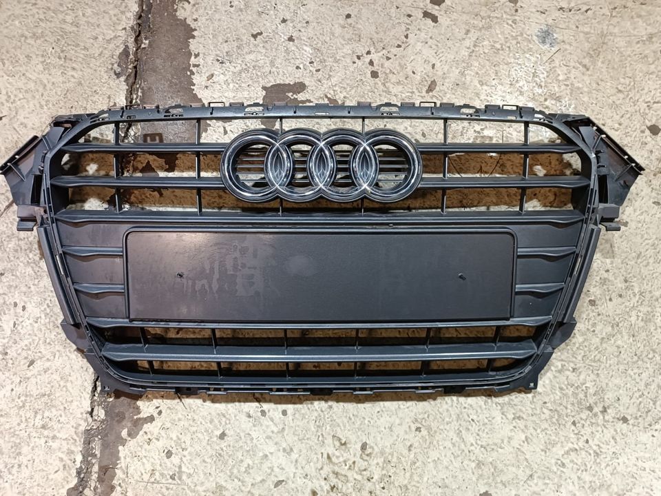 Original AUDI A4 B8 8K Kühlergrill Frontgrill 8K0853651E in Dresden