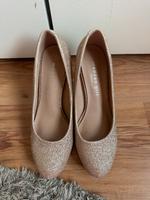 High Heels neuwertig mit Glitzer Gr. 36 Steve Madden Hessen - Karben Vorschau