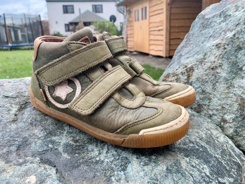 BISGAARD Halbschuhe Klett Stern oliv khaki grün Gr. 31/32 in Glauchau