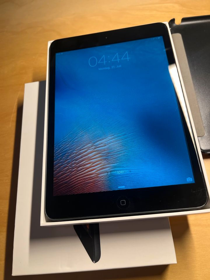 iPad Mini - Black - 16GB in Moers