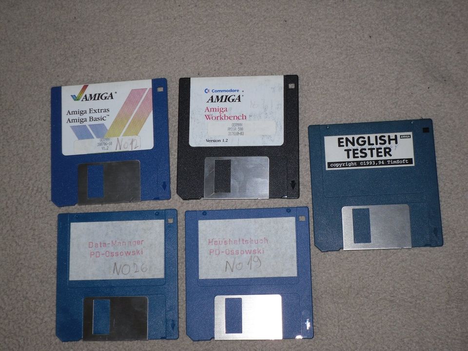 Amiga original Disketten Spiele/Workbench/PUBLIC DOMAIN/Programme in Fulda
