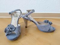 Caprice Leder Sandalen 37 (4) Pumps High Heels Blaugrau Wildleder Niedersachsen - Jork Vorschau