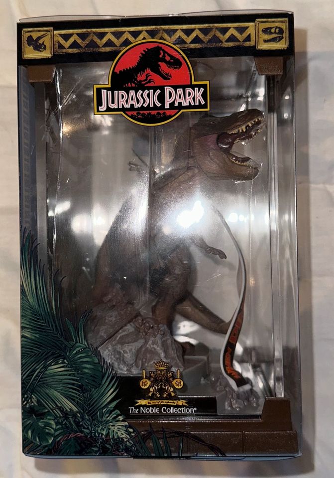 Jurassic Park Figur in Berlin