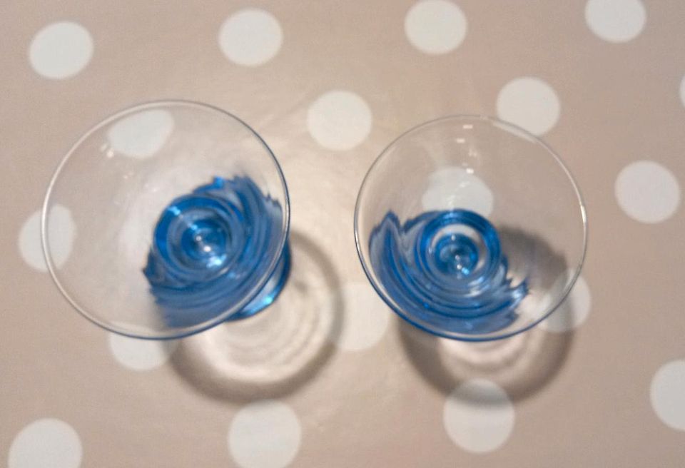 Schnapsgläser Kurze blau Glas in Glückstadt