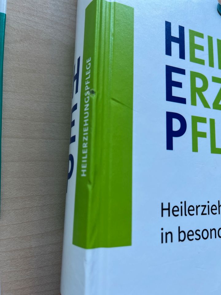 Heilerziehungspflege HEP Band 1, 2 und Handbuch in Vöhringen