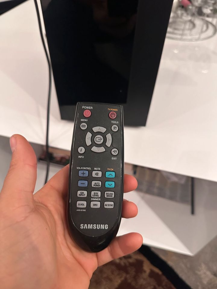 Tv Surround Anlange Samsung Musikanlage in Fredersdorf-Vogelsdorf