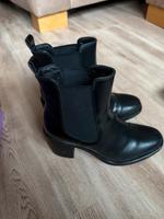 Stiefeletten in schwarz, Gr. 39 Hessen - Biebergemünd Vorschau