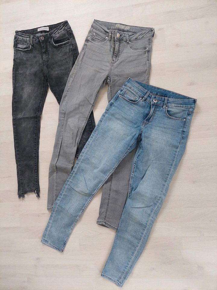 Jeans große 36 S in Moers