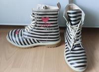 DOGO Boots Love Hurts - Neu Bayern - Lichtenfels Vorschau