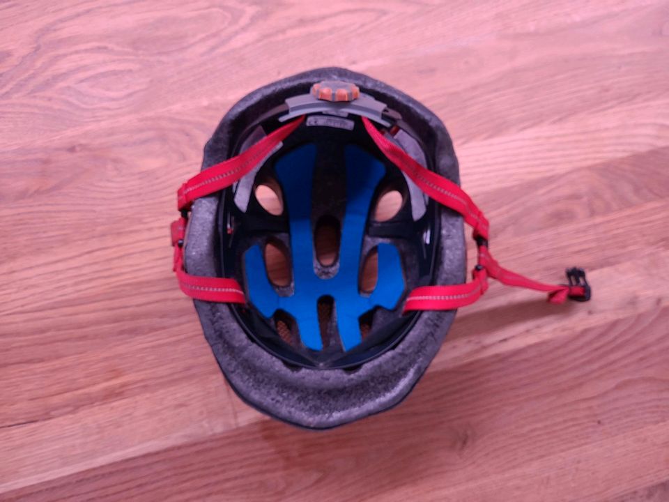 Fahrradhelm/ Helm für Kinder, 50-55 cm, schwarz-rot, Specialized in Bamberg